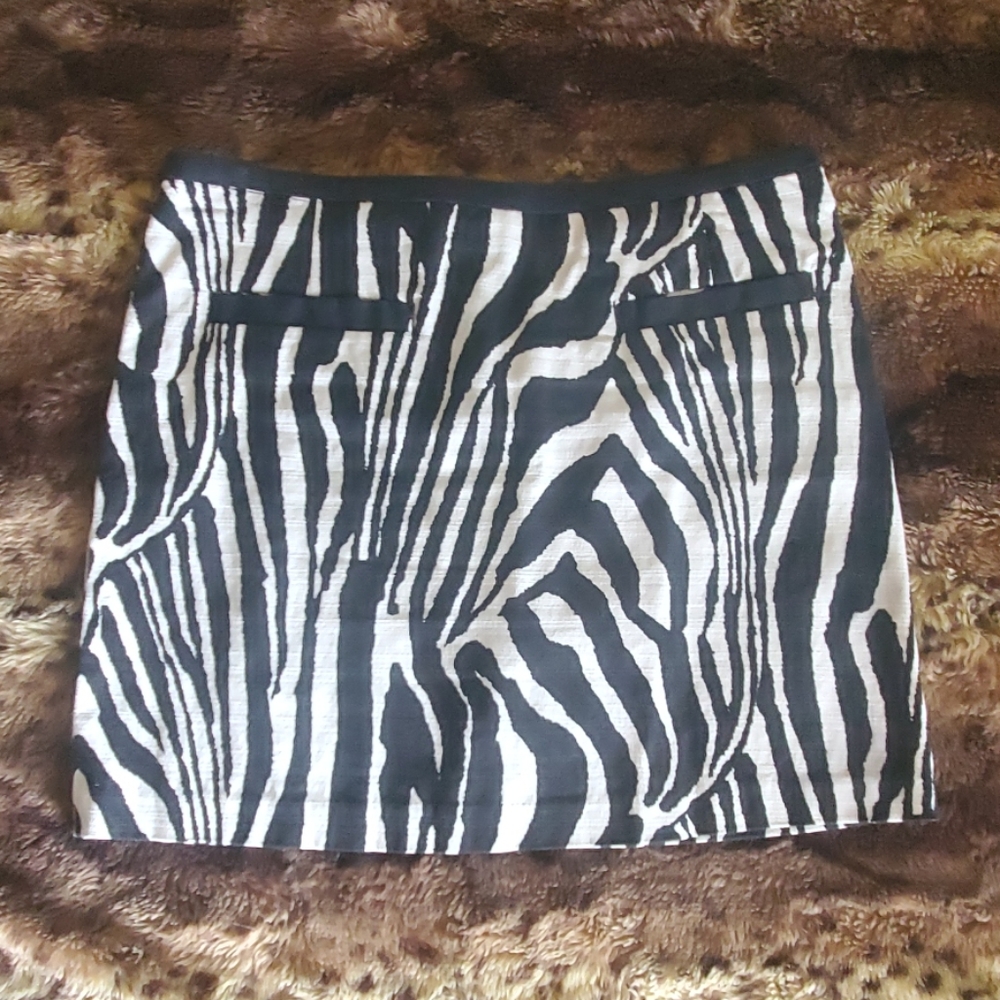 H&M women's mini skirt. Zebra print. Size 4